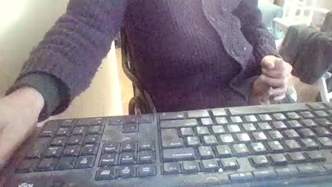 pup_y online show from February 4, 10:41 am