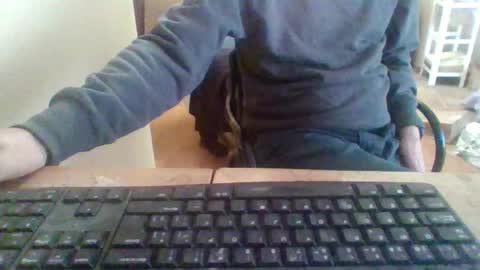 pup_y online show from November 24, 10:14 am