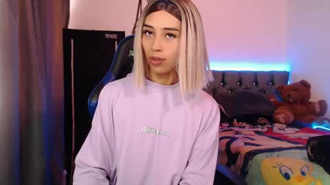 Cris online show from October 29, 2:08 pm