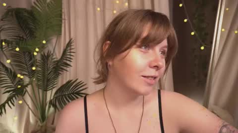 constant schedule Wednesday  Friday  Saturday  Sunday  The Rosemarie online show from November 4, 6:15 am