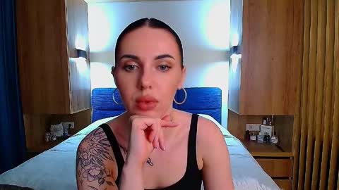 Julia online show from June 4, 4:57 pm
