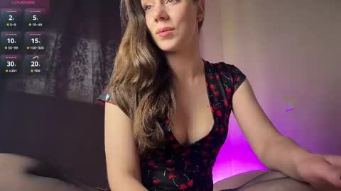puredesire_ online show from May 15, 10:34 am
