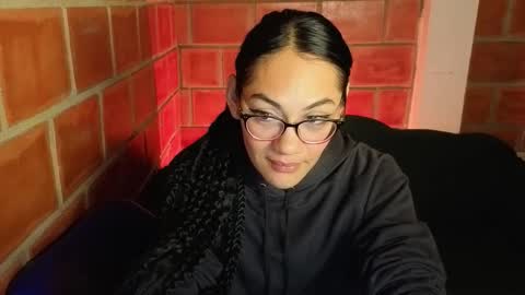 purepleasure25 online show from February 5, 9:35 am