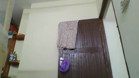 purple_hearts online show from January 31, 10:40 pm