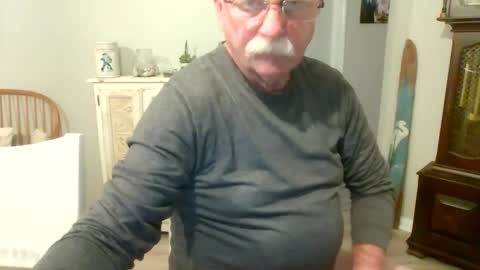 purpleshroom online show from February 27, 5:07 am