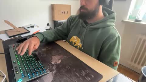 pussylickersucks77 online show from May 5, 1:39 pm