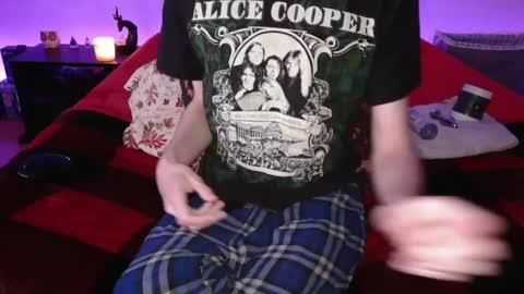 pussylover2182 online show from February 2, 8:34 am