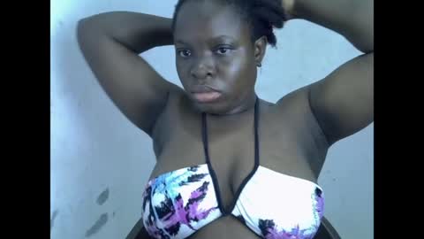 pussyxsweet online show from April 28, 2:27 am