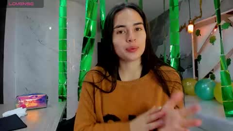 Qetsyah online show from March 18, 1:28 pm