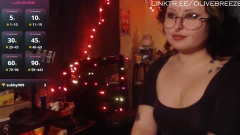 Olive TheyThem online show from November 7, 5:15 pm