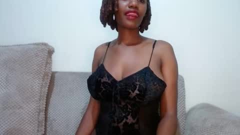 Snapshot of queen74890 chatting on October 15, 6:53 pm queen74890 online show from October 15, 6:53 pm