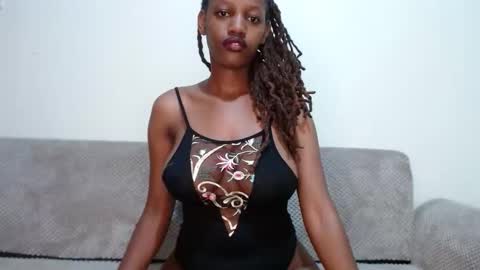Snapshot of queen74890 chatting on September 13, 3:42 am queen74890 online show from September 13, 3:42 am