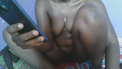 queen_berry1 online show from October 16, 10:59 am