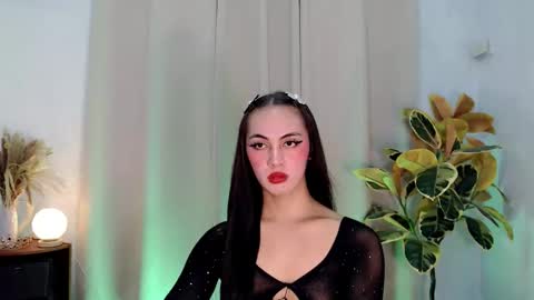 queen_danaya online show from April 8, 1:08 am