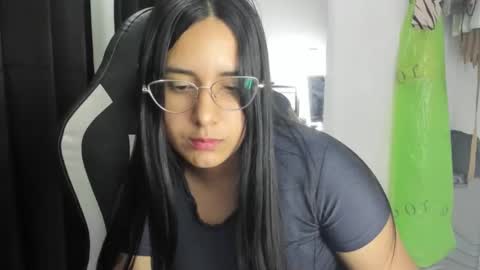 queen_findom1 online show from November 14, 12:13 am