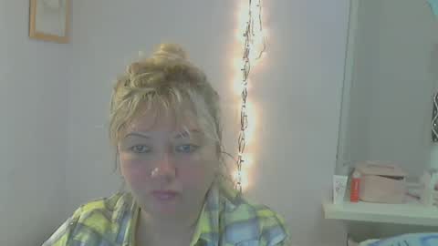 queen_jane8 online show from March 9, 5:06 pm