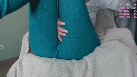 Carly online show from February 25, 3:59 pm