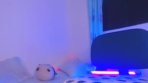 Snapshot of queenalya_ chatting on October 6, 2:51 am Ahlya online show from October 6, 2:51 am