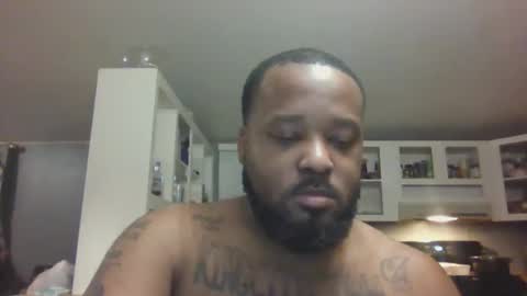 Snapshot of queenking55 chatting on December 5, 6:26 am Queen N King Fun Night online show from December 5, 6:26 am