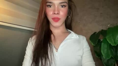 QUEEN online show from March 8, 4:27 am