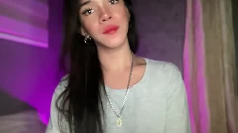 QUEEN online show from April 12, 2:21 pm