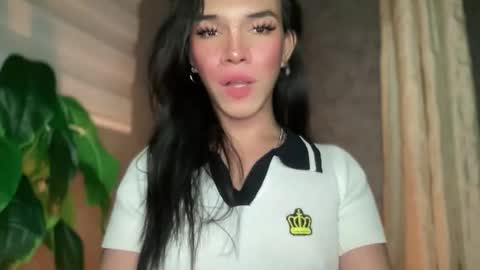 Snapshot of queenn_xxx chatting on September 14, 2:58 am QUEEN online show from September 14, 2:58 am