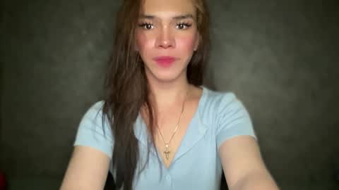 Snapshot of queenn_xxx chatting on October 13, 3:19 am QUEEN online show from October 13, 3:19 am
