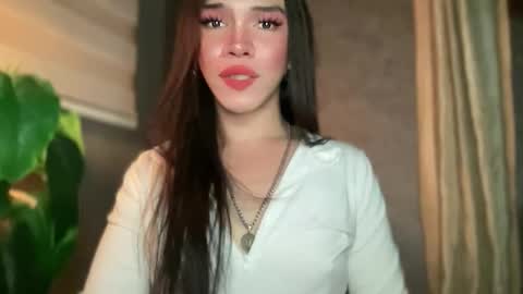 QUEEN online show from April 17, 12:02 am