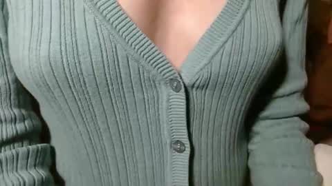 queenoftenderness online show from March 24, 8:37 pm