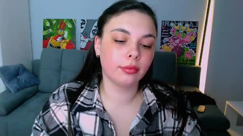 Patricia online show from April 2, 1:51 pm