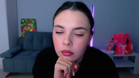 Patricia online show from November 13, 6:54 pm