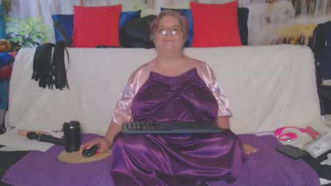 QueenPammy online show from March 28, 8:49 am