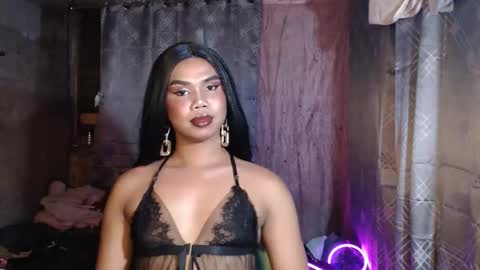 queenpinayebony_xx online show from June 5, 11:59 am