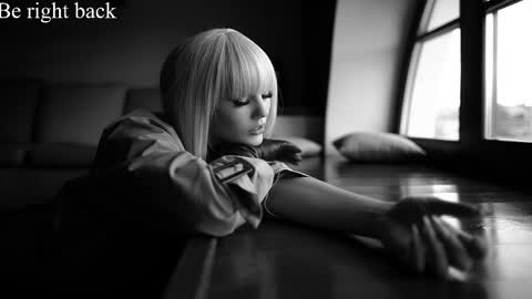 Snapshot of queensy_sins_x chatting on October 19, 9:58 am Queensy online show from October 19, 9:58 am