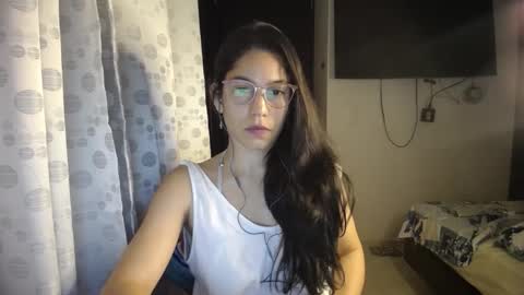 Paola online show from January 22, 3:52 am