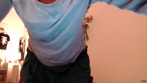 bi is from billy online show from April 4, 7:54 pm