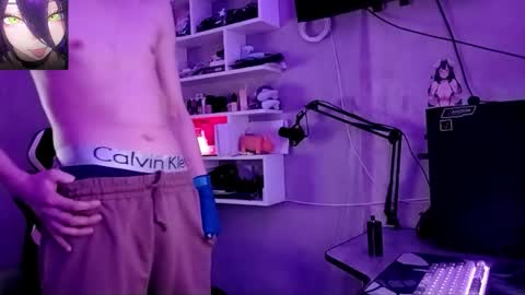 quiet_sh online show from February 12, 4:43 pm