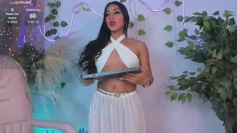 Snapshot of quiinn__bx chatting on October 17, 7:18 pm online show from October 17, 7:18 pm