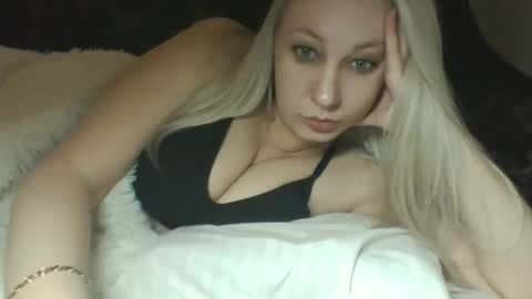 qwertyui online show from January 15, 7:00 pm