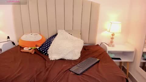 Rachel Donnelly online show from October 15, 4:49 am