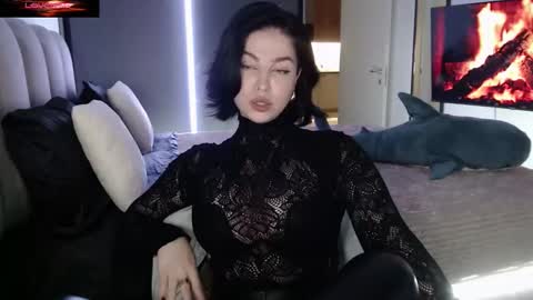 Call me Miss. online show from November 20, 9:12 pm