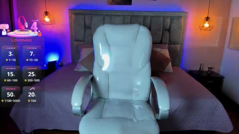 Rachel online show from October 8, 3:18 pm