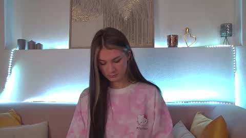 RachellSimpson online show from February 23, 6:23 pm