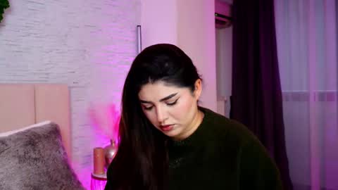 RachelSwaan online show from February 17, 5:28 am