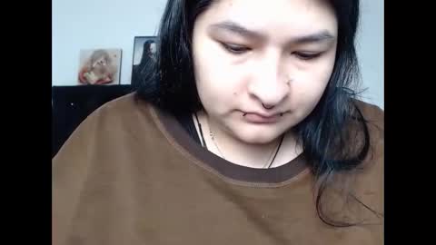 radiantgoddes online show from March 8, 1:59 pm