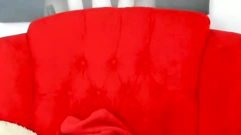 raemonnay online show from September 14, 10:49 am