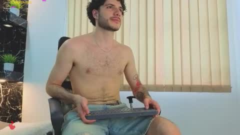 R A F A E L online show from March 21, 9:08 pm