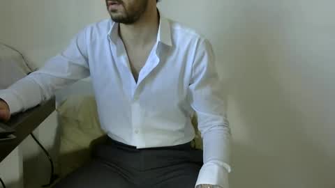 elenacam online show from December 18, 9:36 am