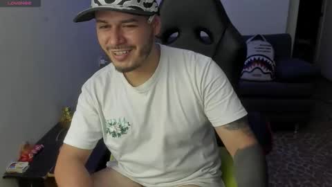 ragnar_lothbrok77 online show from April 10, 6:30 am