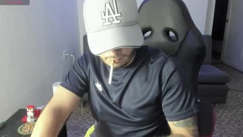 ragnar_lothbrok77 online show from October 3, 10:51 pm